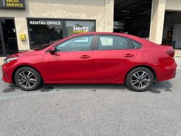 2022 Kia Forte LXS full