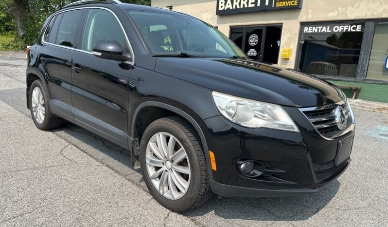 2011 Volkswagen Tiguan S 4Motion full