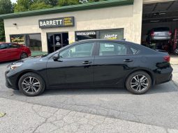 2022 Kia Forte LXS full