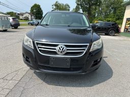 2011 Volkswagen Tiguan S 4Motion full