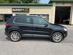 2011 Volkswagen Tiguan S 4Motion full